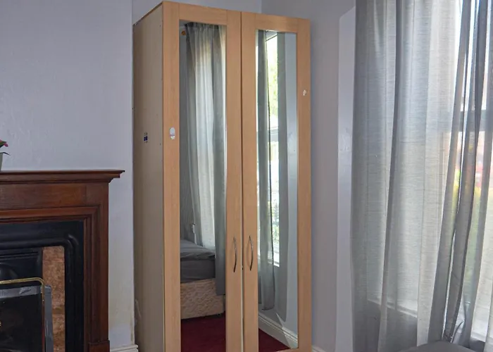 Flexible 1 Bed Centre - 1 Dublin